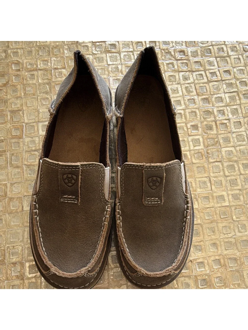 New Ariat Leather Slip-On Loafers Rubber Sole Women’s 8.5 B